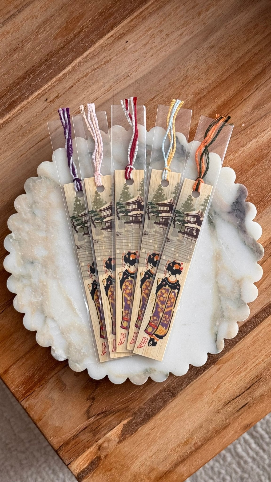 Japanese Bamboo Bookmark, Geisha & Temple in Snow - Scents of Japan