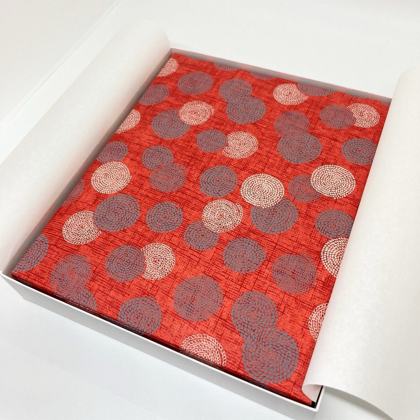 Photo Frame, Yuzen Japanese Paper Box, Red With Circles