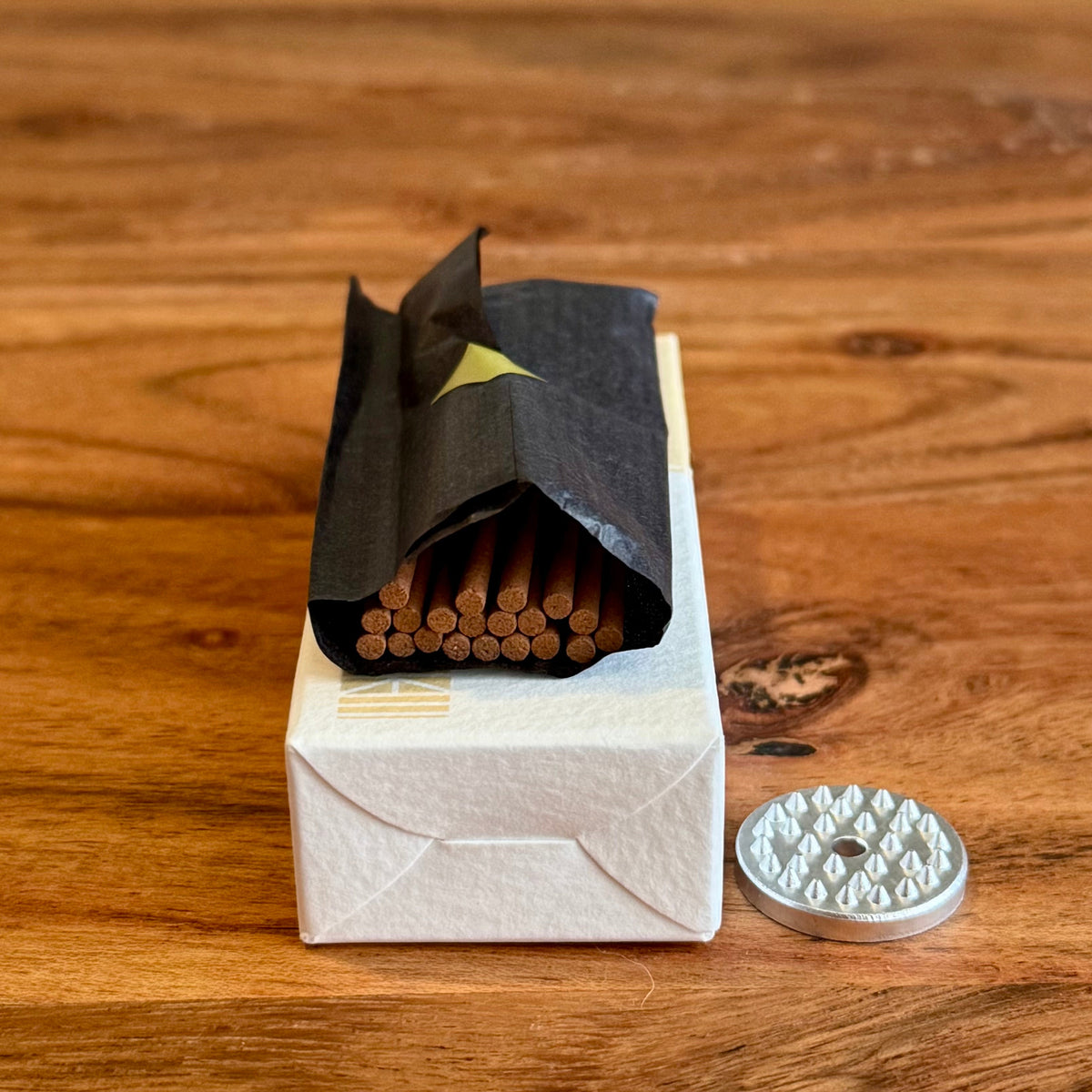 Japanese Incense Sticks, Cypress Hinoki, Sense of Incense, Open - Scents of Japan