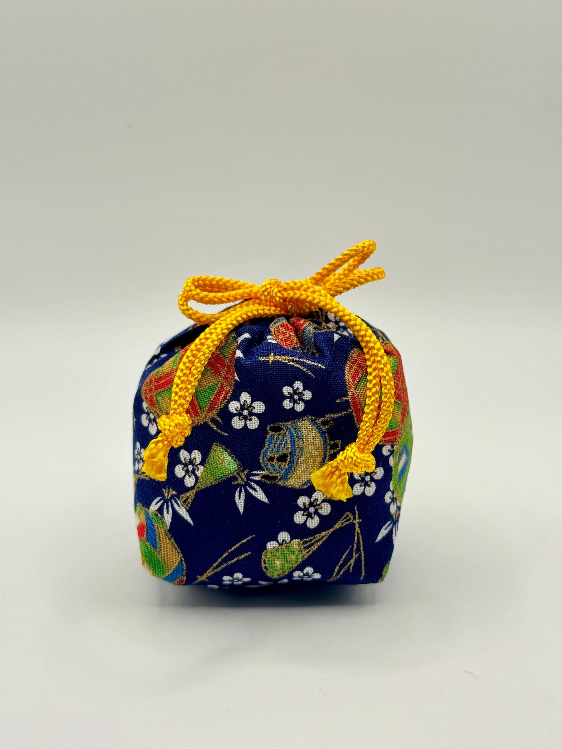 Natural fragrance sachet incense (Chakinko)