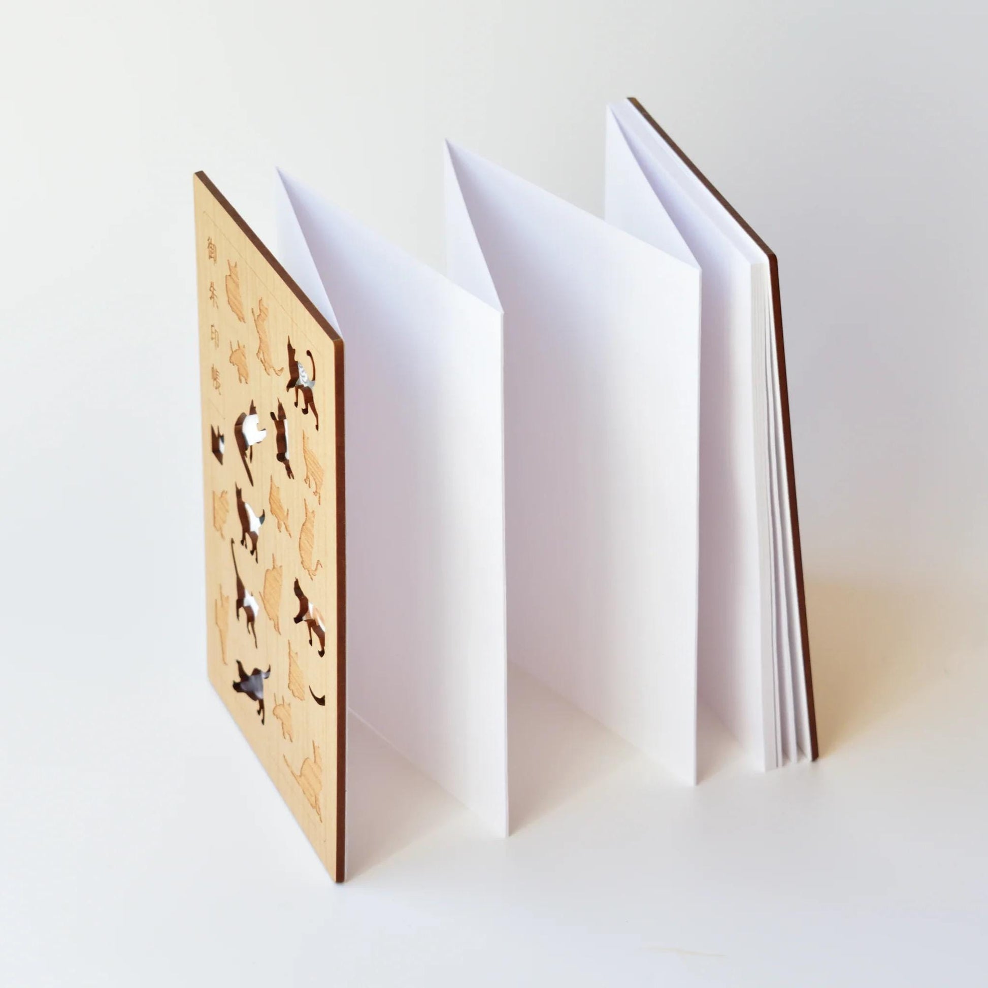 Goshuin Chou (Book Of Seals), Lucky Cat