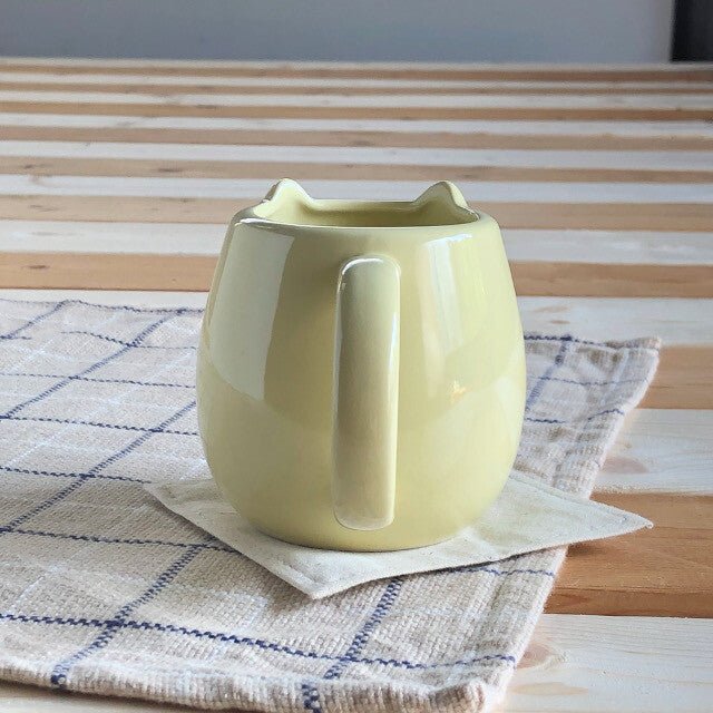 Japanese Ceramic Mug, Yellow Cat - Scents of Japan