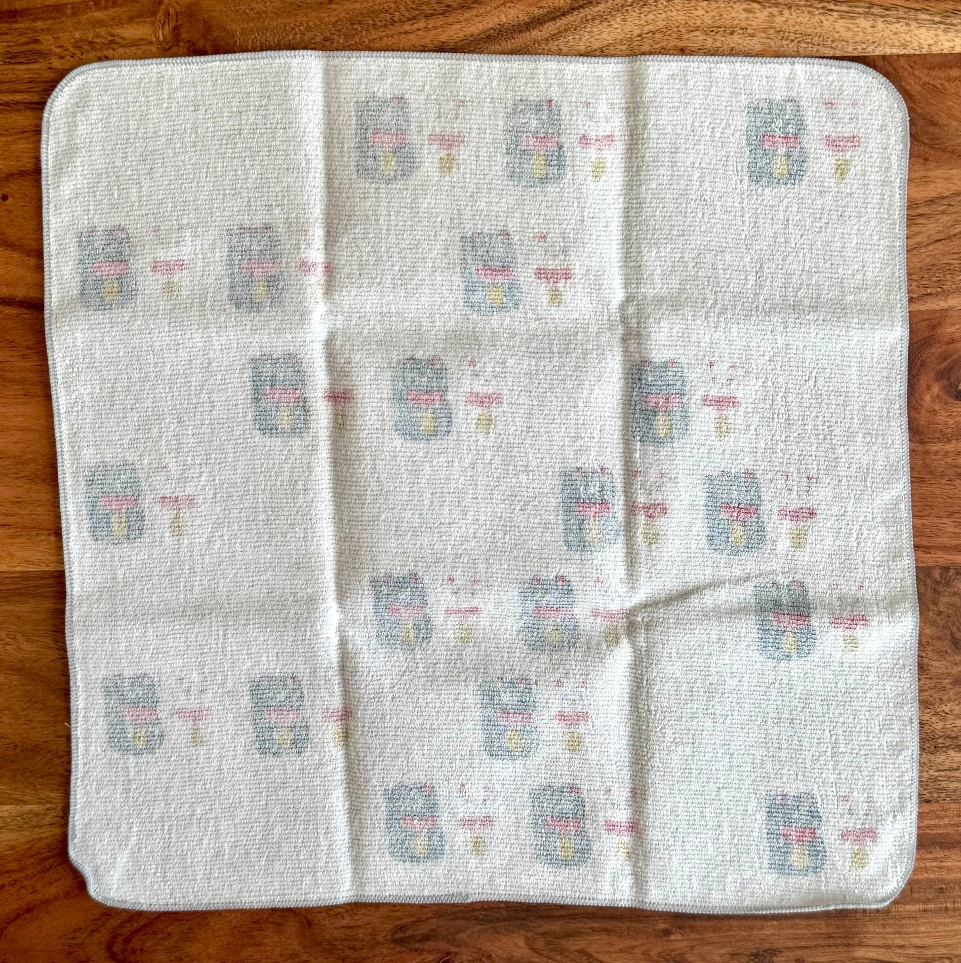 Japanese Handkerchief, Lucky Cat, Soft Gauze - Scents of Japan