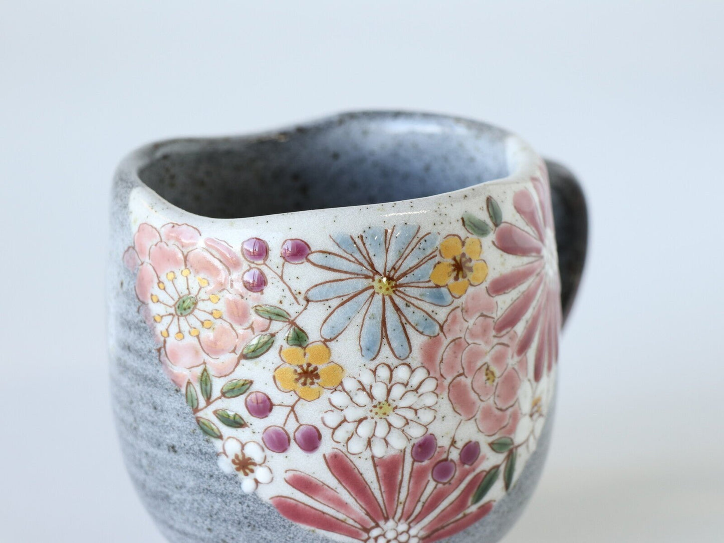 Japanese Kutani Ware Mug Set, Hana - Scents of Japan