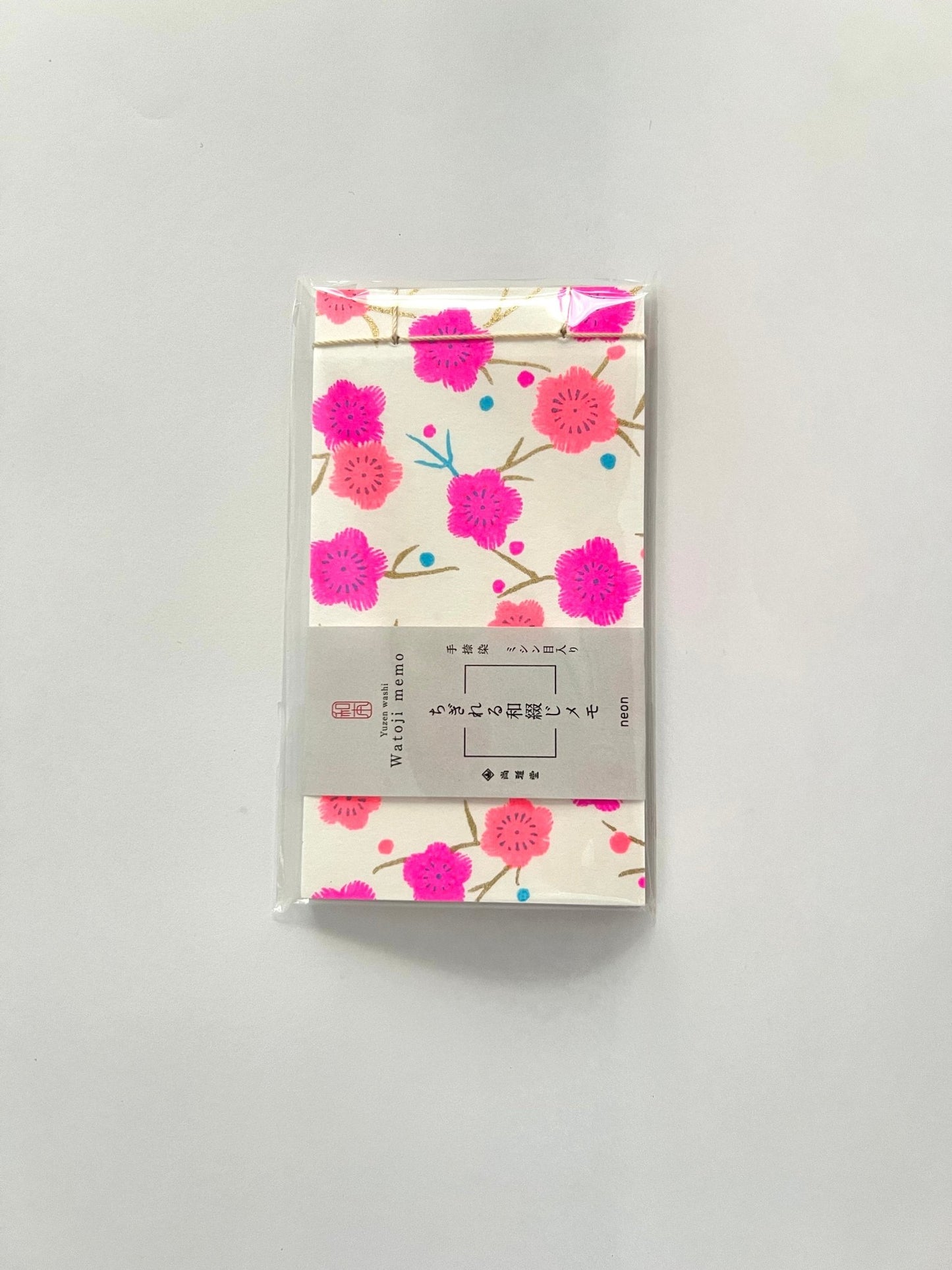 Japanese Memo Pad, Small, Hand - Bound, Pink Flowers, White Background - Scents of Japan